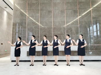 黨建引領搭橋梁，貼心服務解難題——青島城旅物業管理會務服務紀實