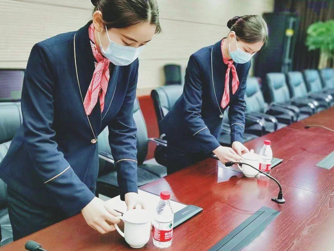 同博物業(yè)高端會(huì)務(wù)服務(wù)再升級(jí) 打造卓越服務(wù)名片